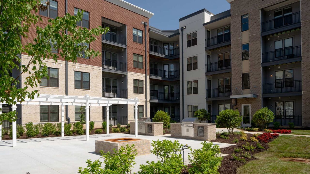 Moore's Lake Apartments Branch Builds